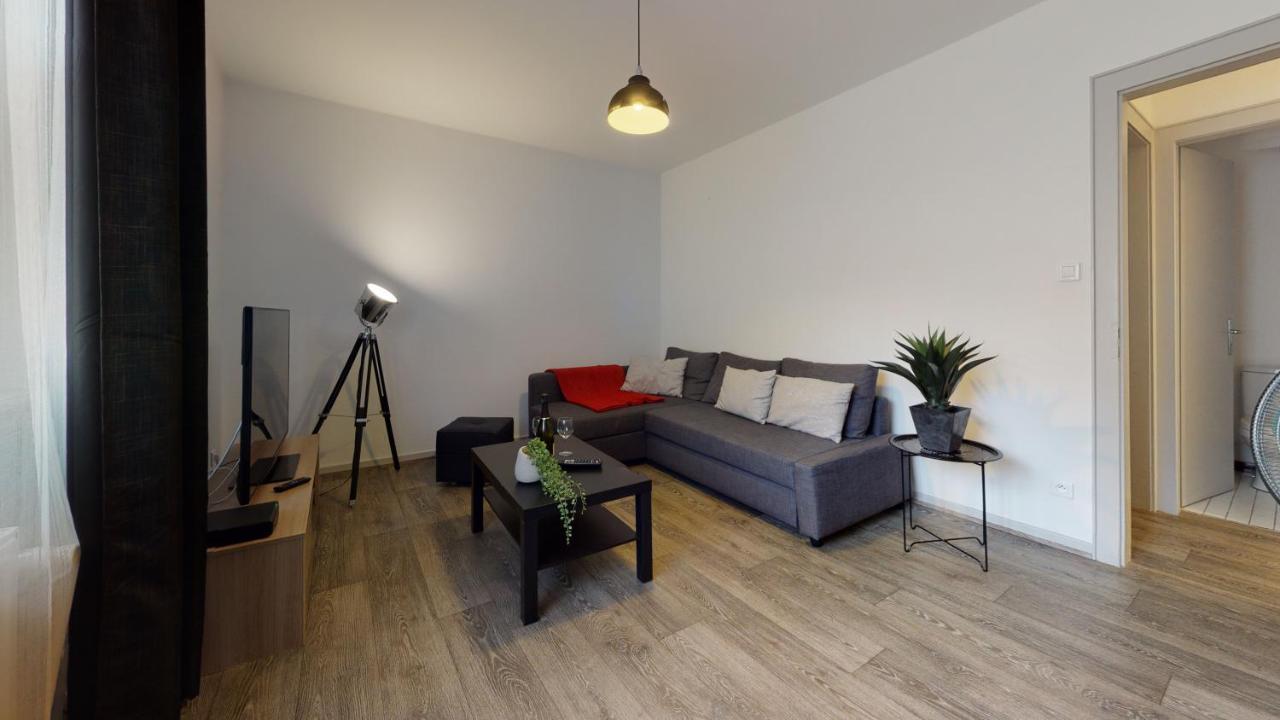 Les Charpentiers Apartment Colmar Exterior photo